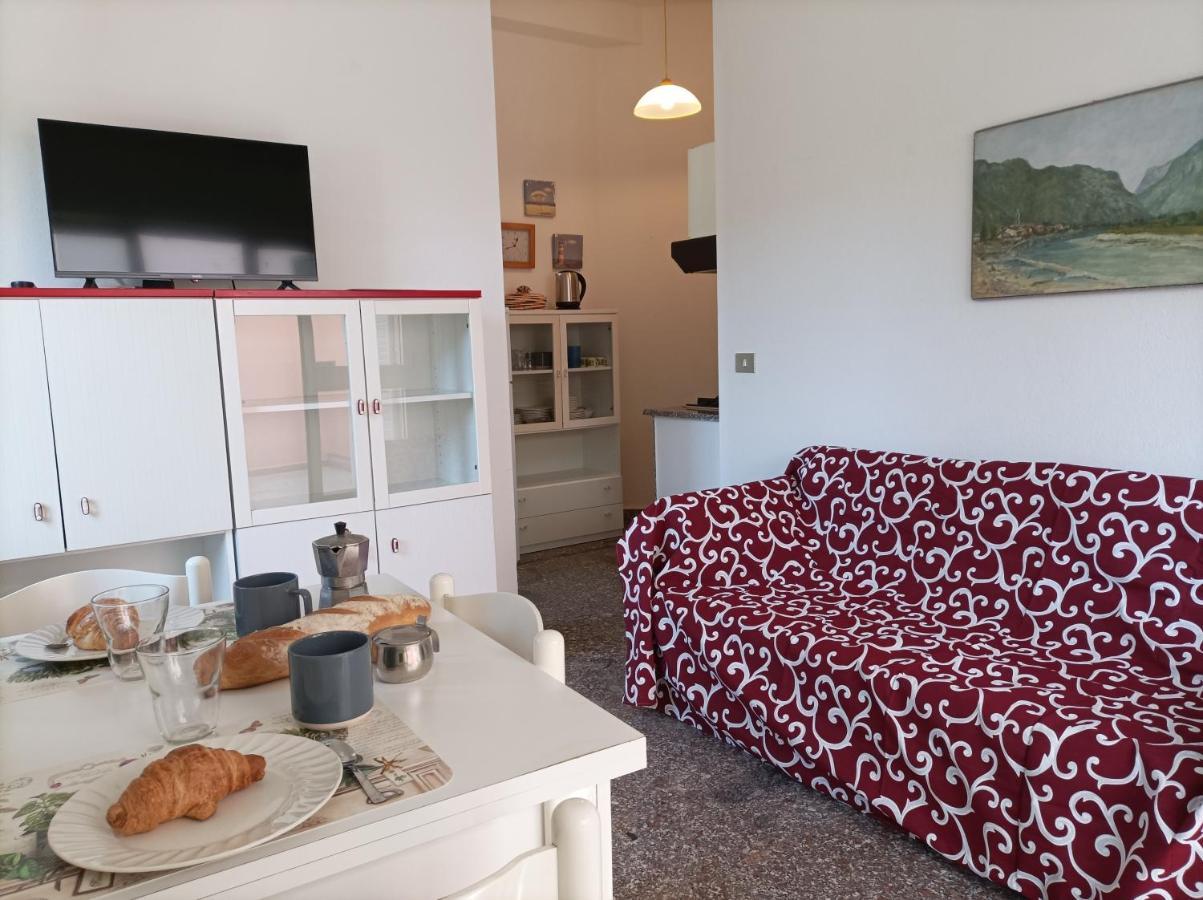 Casa Rosa I.U.N Q9637 Apartman Buggerru Kültér fotó