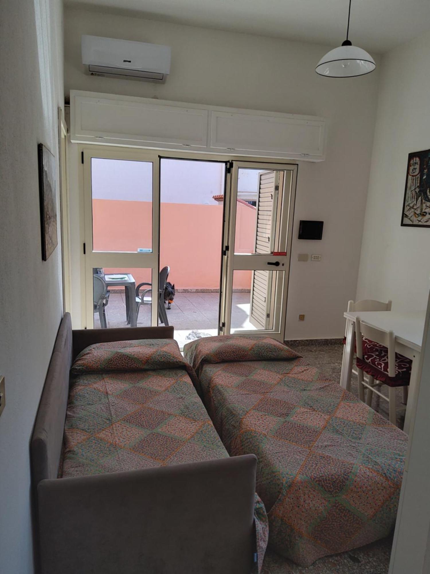 Casa Rosa I.U.N Q9637 Apartman Buggerru Kültér fotó
